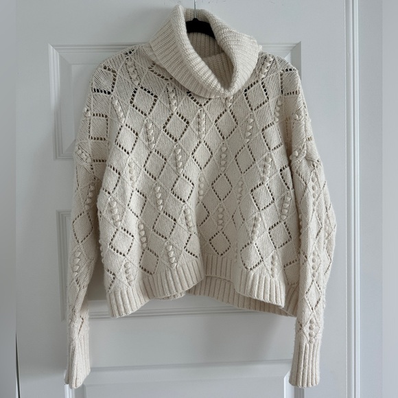 Loft Chunky Knit Sweater - Picture 1 of 4